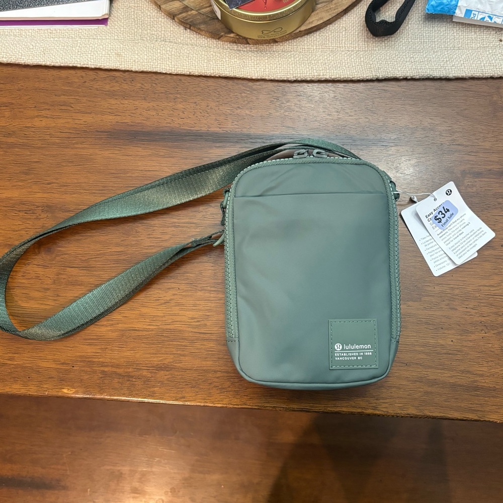 Lululemon easy access crossbody bag